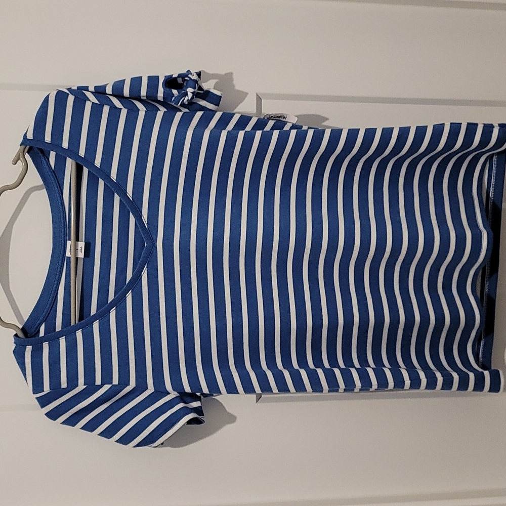 New Old Navy stripped jersey